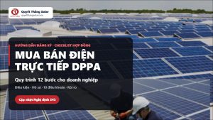 Mua bán điện trực tiếp DPPA - kỹ thuật viên kiểm tra dàn pin mặt trời trên mái